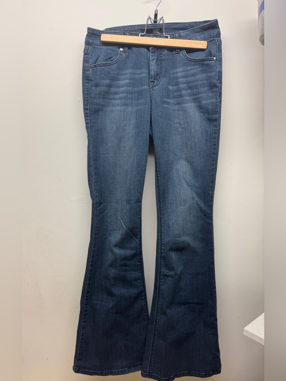 1822 Dark Blue Women's Flared Jeans